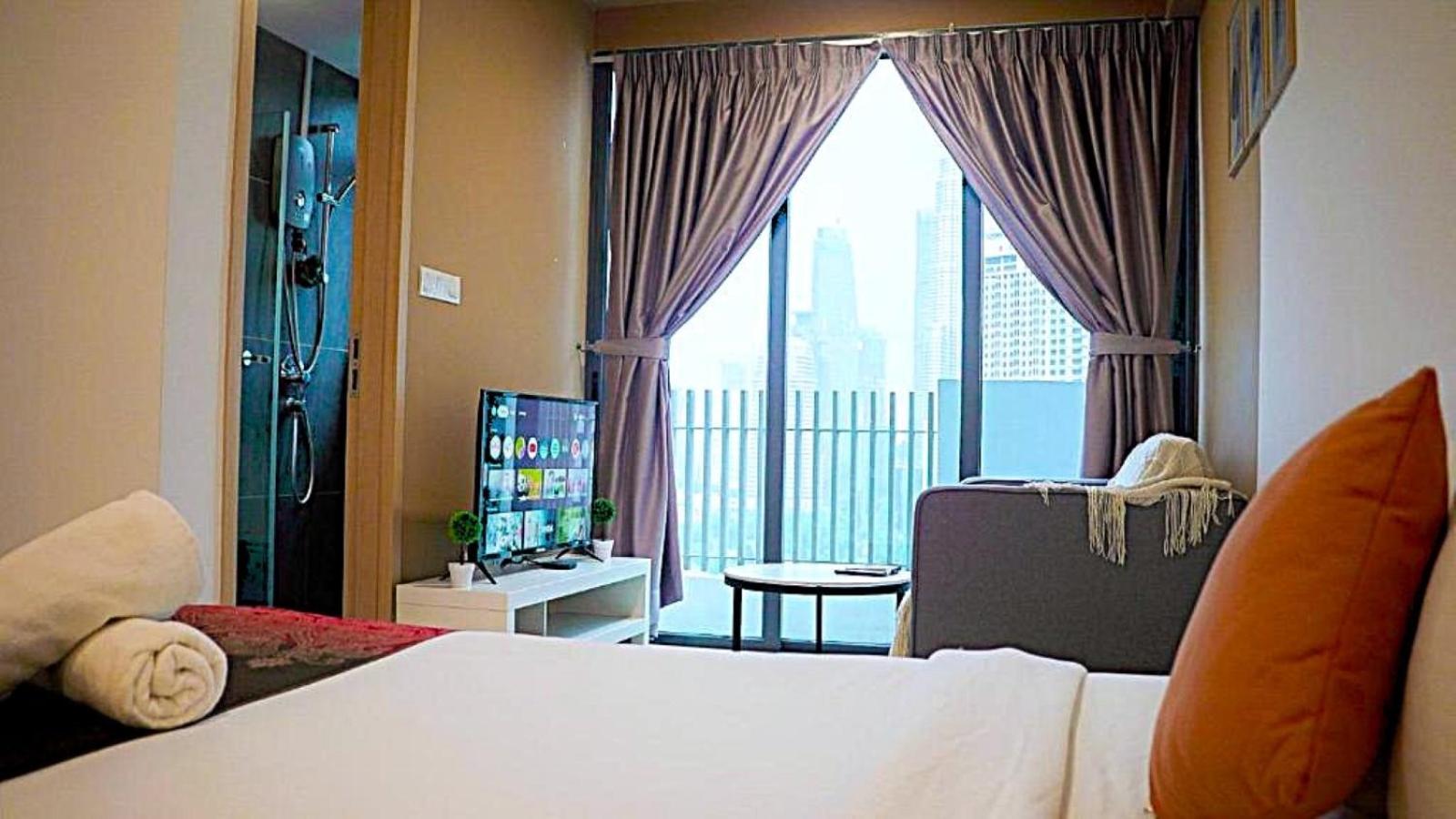 The Luxe Suites Klcc By Cozy Stay Kuala Lumpur Exterior photo